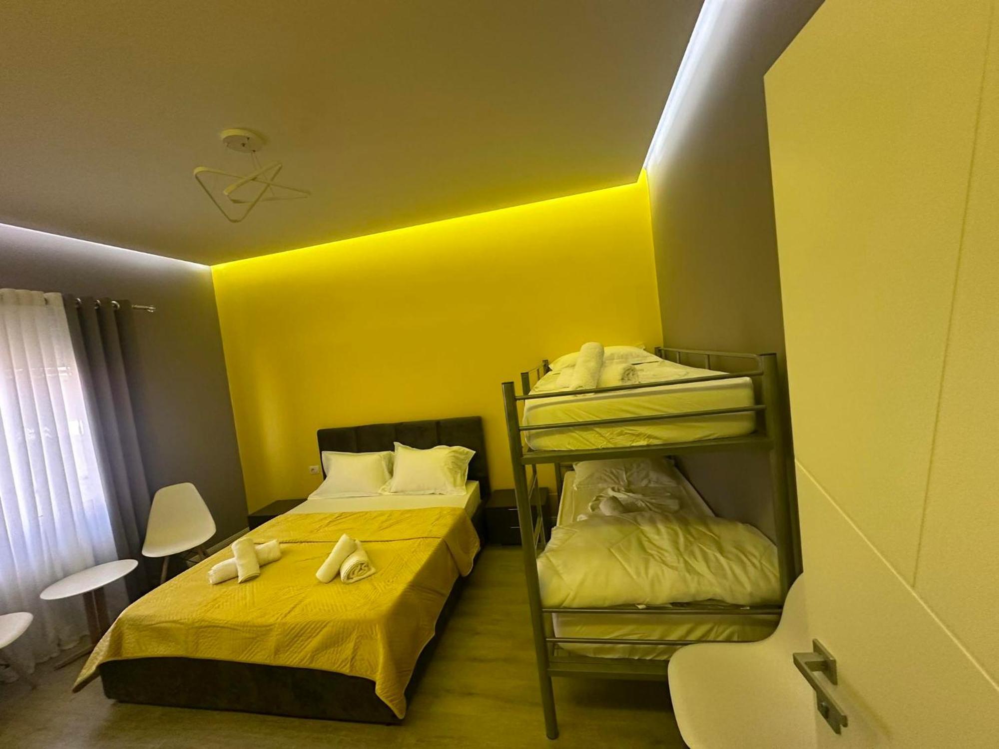 Algen Room'S Berat Exterior foto